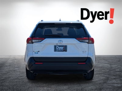 2022 Toyota RAV4 XLE