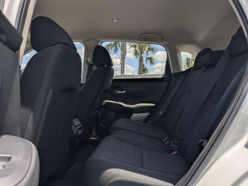 2025 Honda HR-V LX