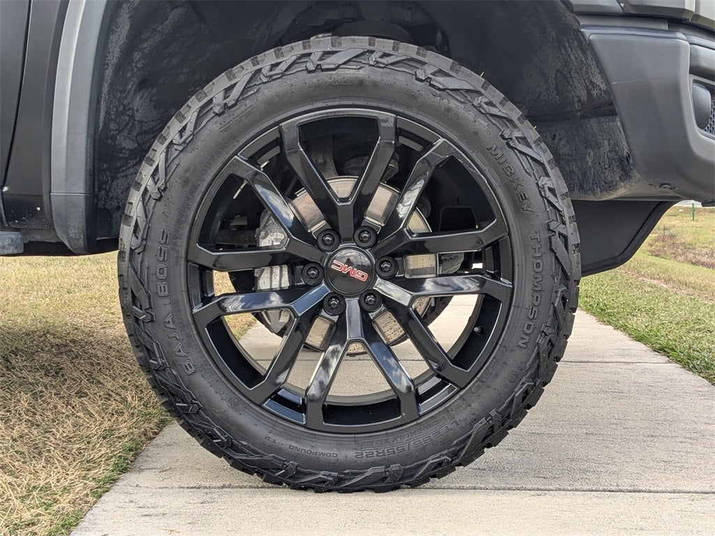 2024 GMC Sierra 1500 AT4X