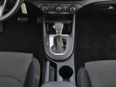 2022 Kia Forte FE