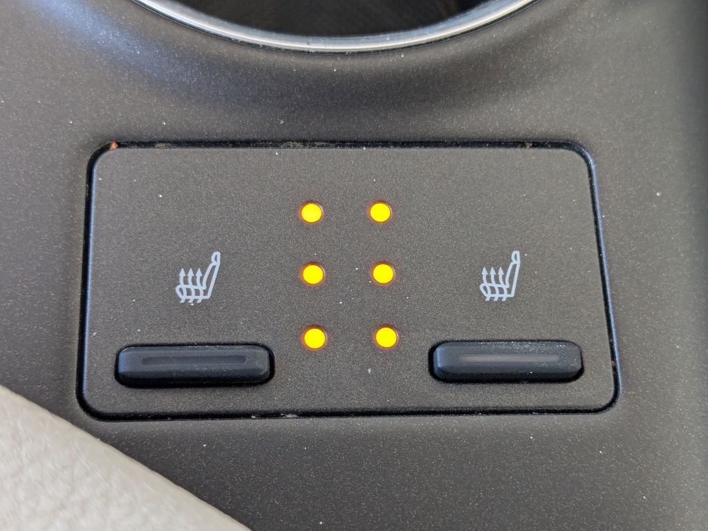 2022 Toyota Camry Hybrid XLE