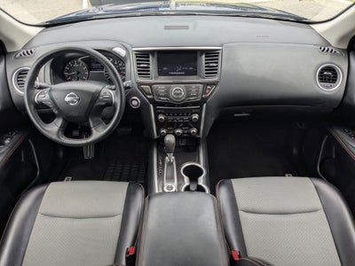 2020 Nissan Pathfinder SV
