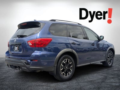 2020 Nissan Pathfinder SV