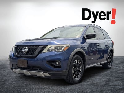 2020 Nissan Pathfinder SV
