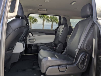 2024 Kia Carnival LX