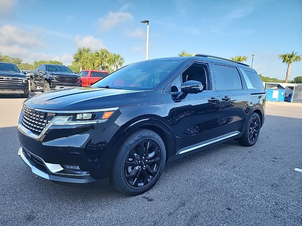 2024 Kia Carnival SX