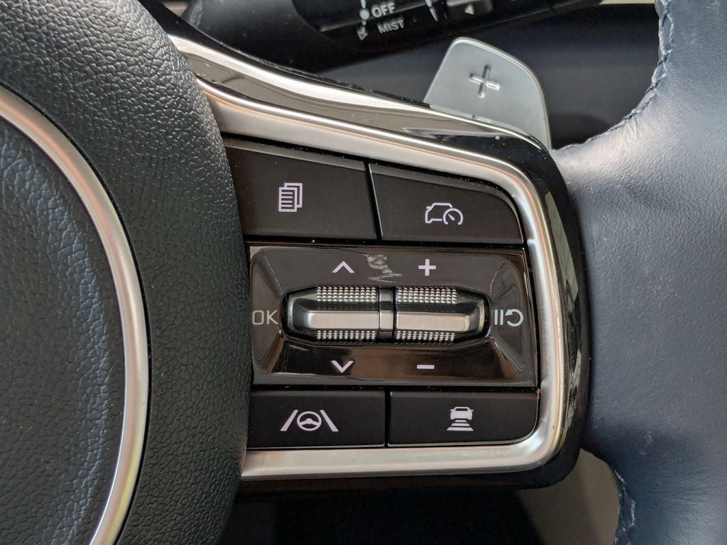 2025 Kia Carnival Hybrid SX