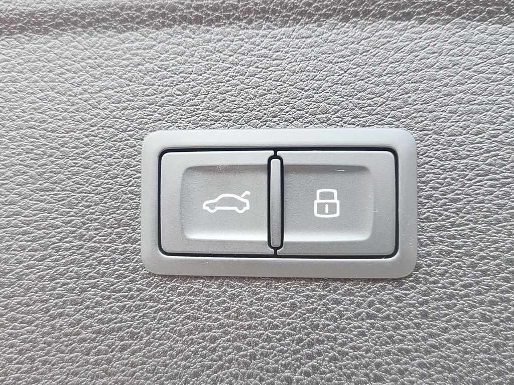 2022 Audi Q5 45 S line Premium quattro