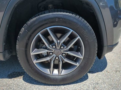 2019 Jeep Grand Cherokee Laredo E