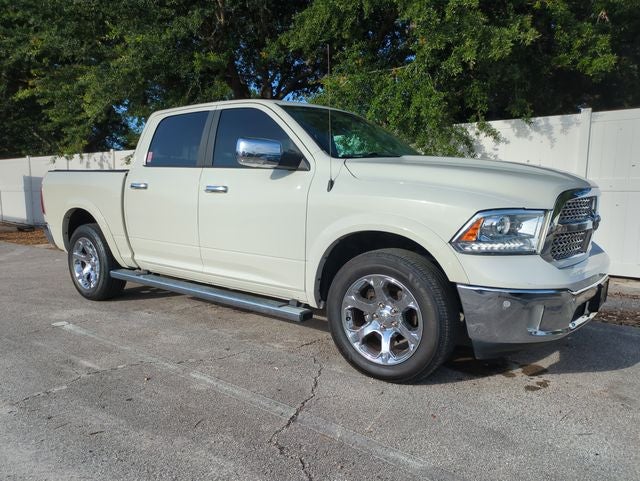 2018 RAM 1500 Laramie 4x4 Crew Cab 5'7's photo