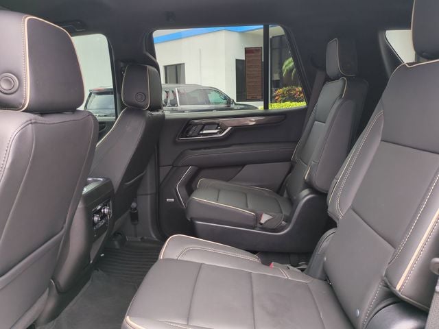 2025 GMC Yukon Elevation