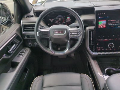 2025 GMC Yukon Elevation