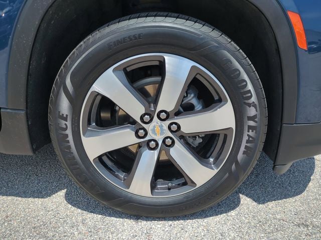 2022 Chevrolet Traverse LT Leather