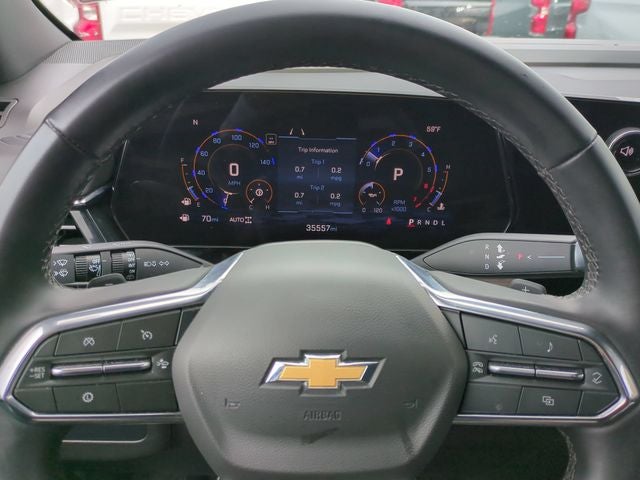 2025 Chevrolet Suburban LT