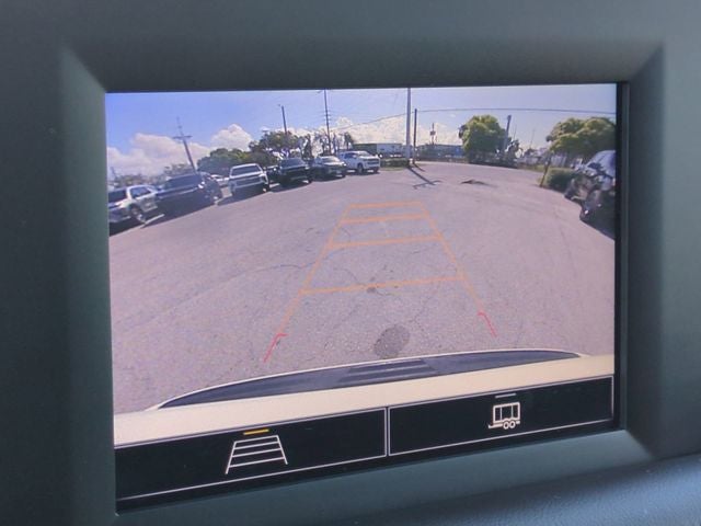 2023 Chevrolet Suburban LS