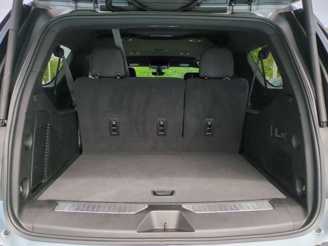 2022 Chevrolet Suburban High Country