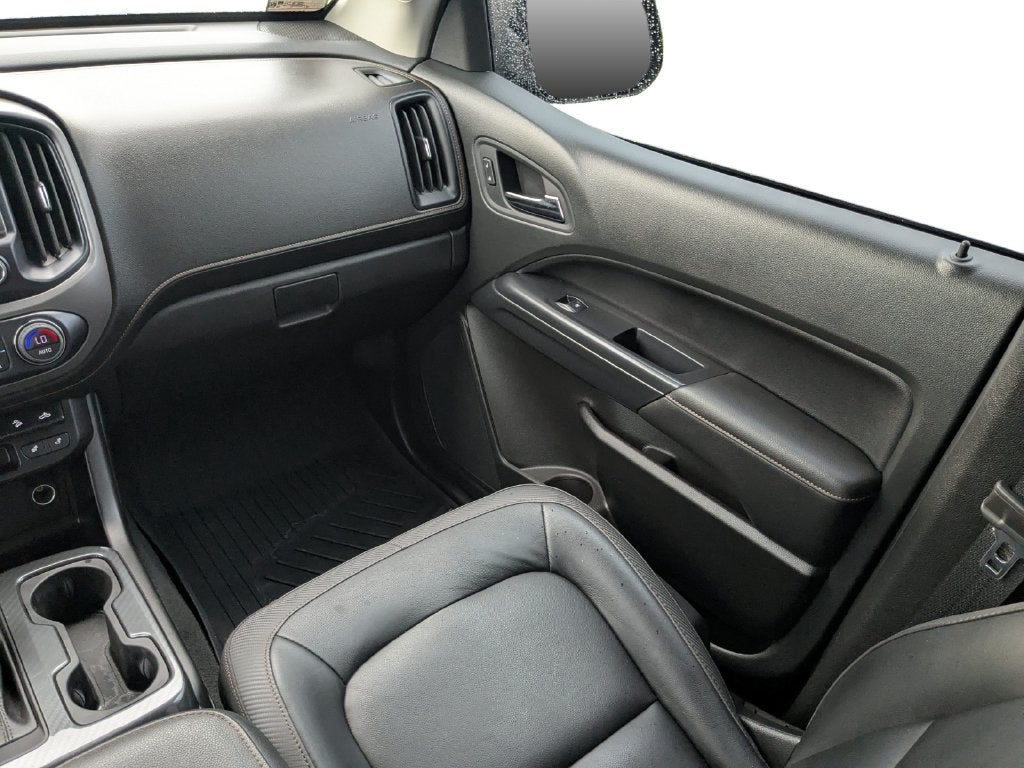 2022 GMC Canyon AT4 w/Leather