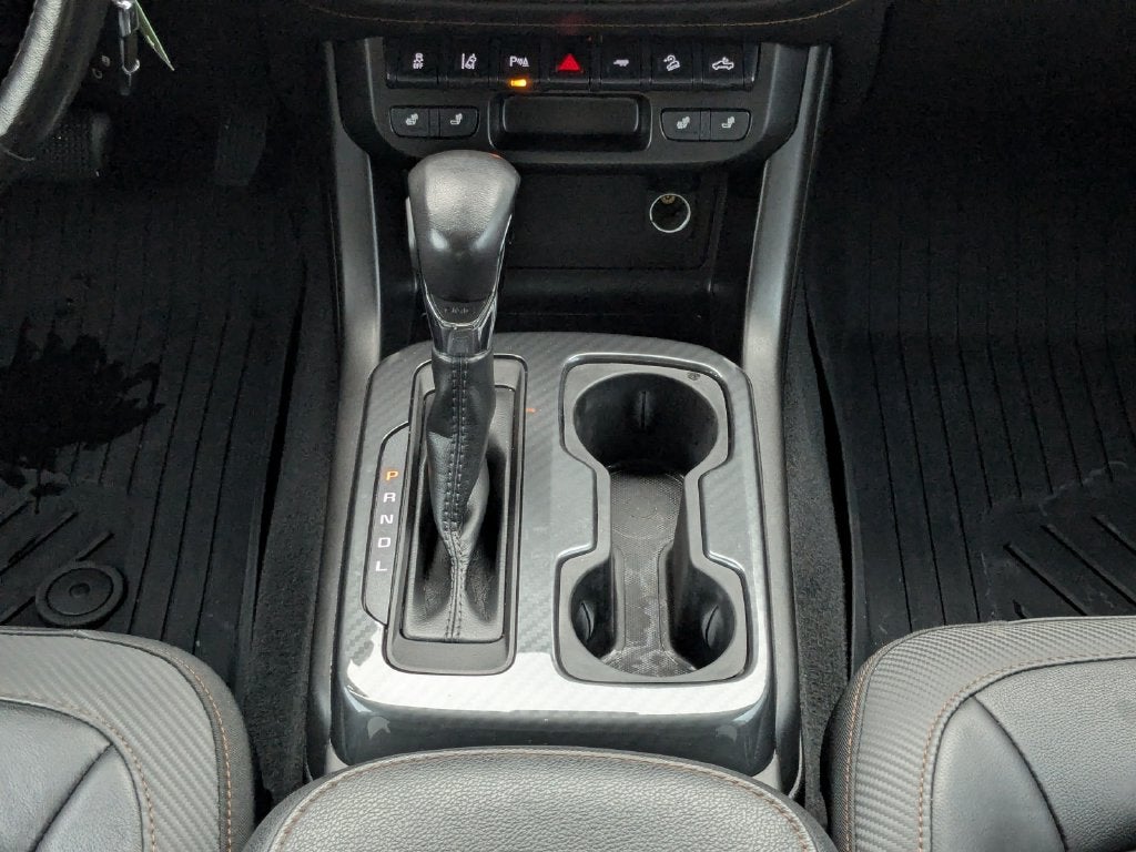 2022 GMC Canyon AT4 w/Leather