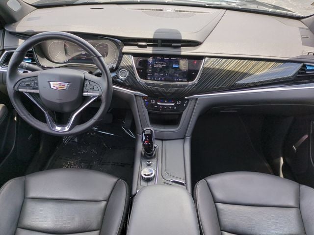 2025 Cadillac XT6 Premium Luxury