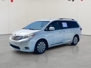2017 Toyota Sienna XLE 7 Passenger