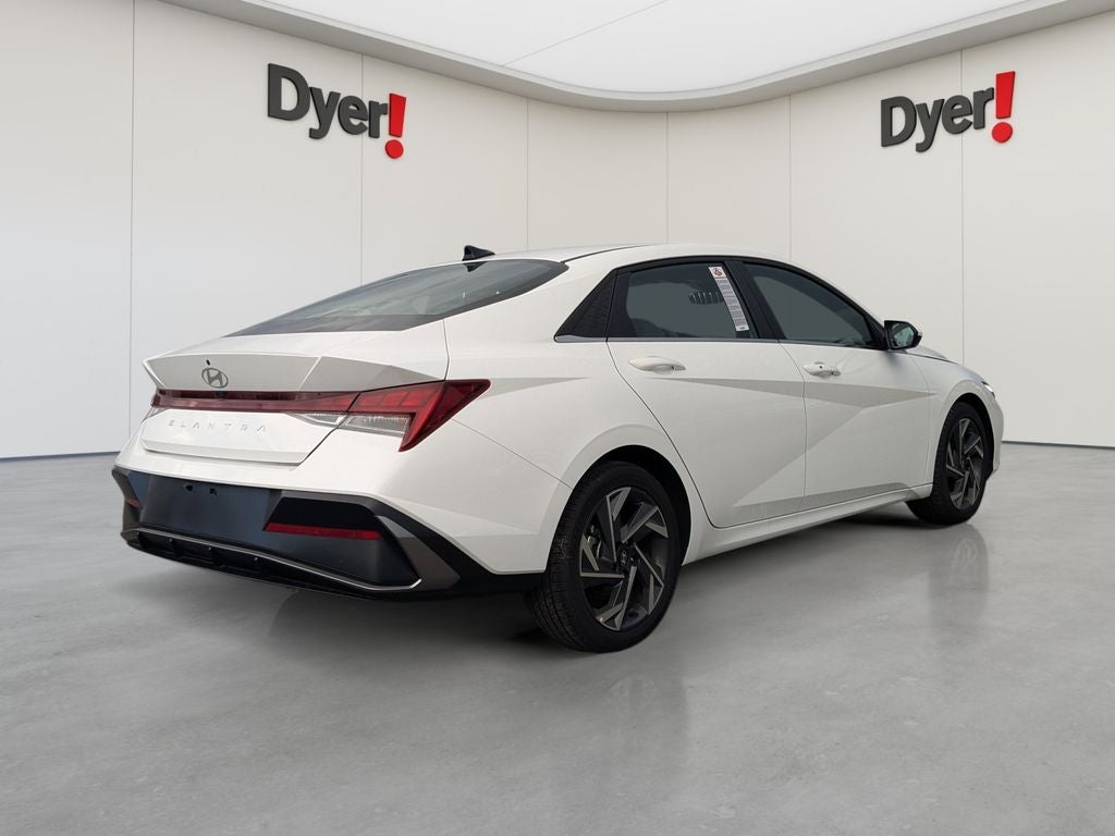2025 Hyundai Elantra SEL Convenience