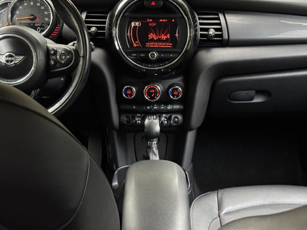 2017 MINI Cooper Base